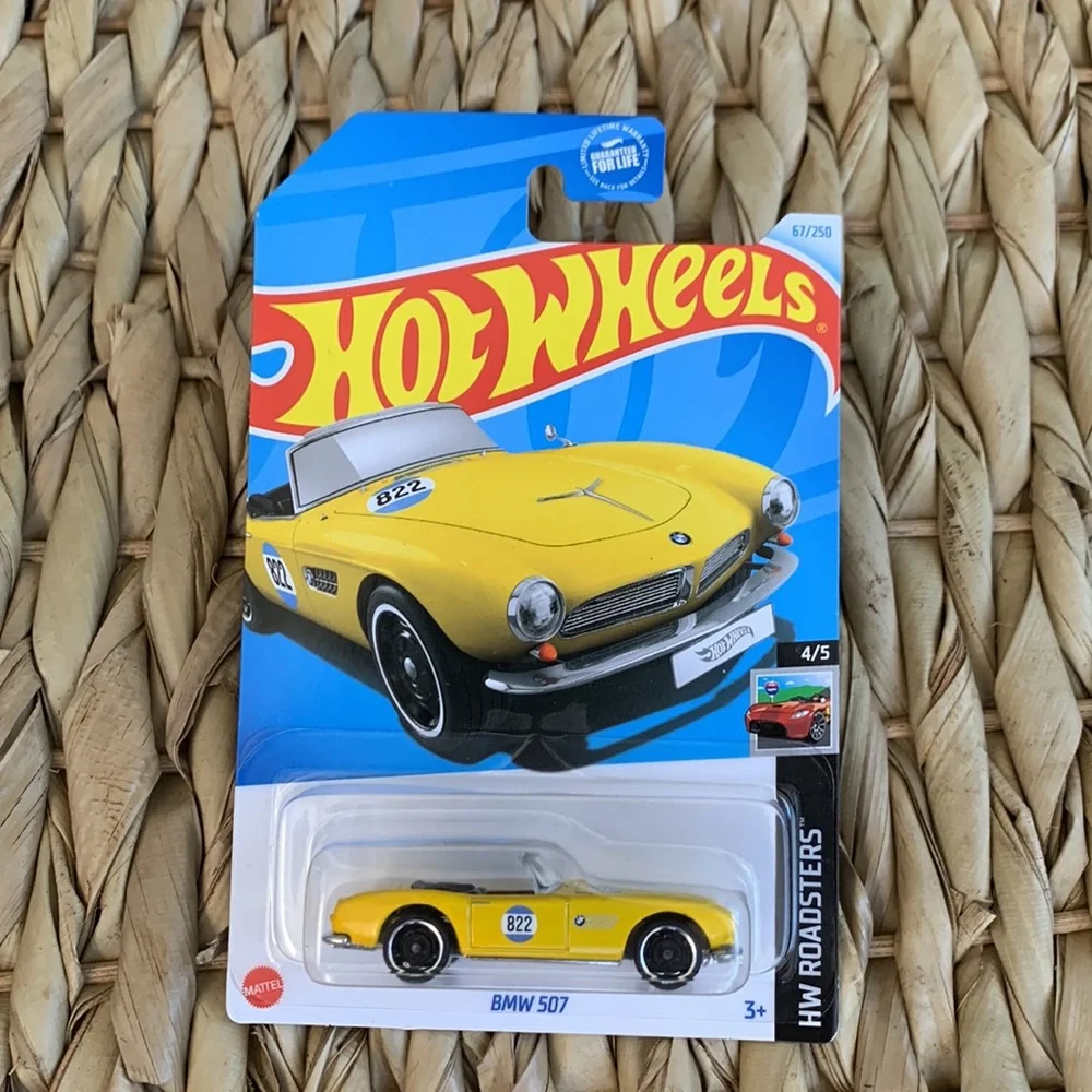 Hot Wheels Beamer BMW 507 HW Roadsters Hotwheels Racing Yellow Race Car New 2024